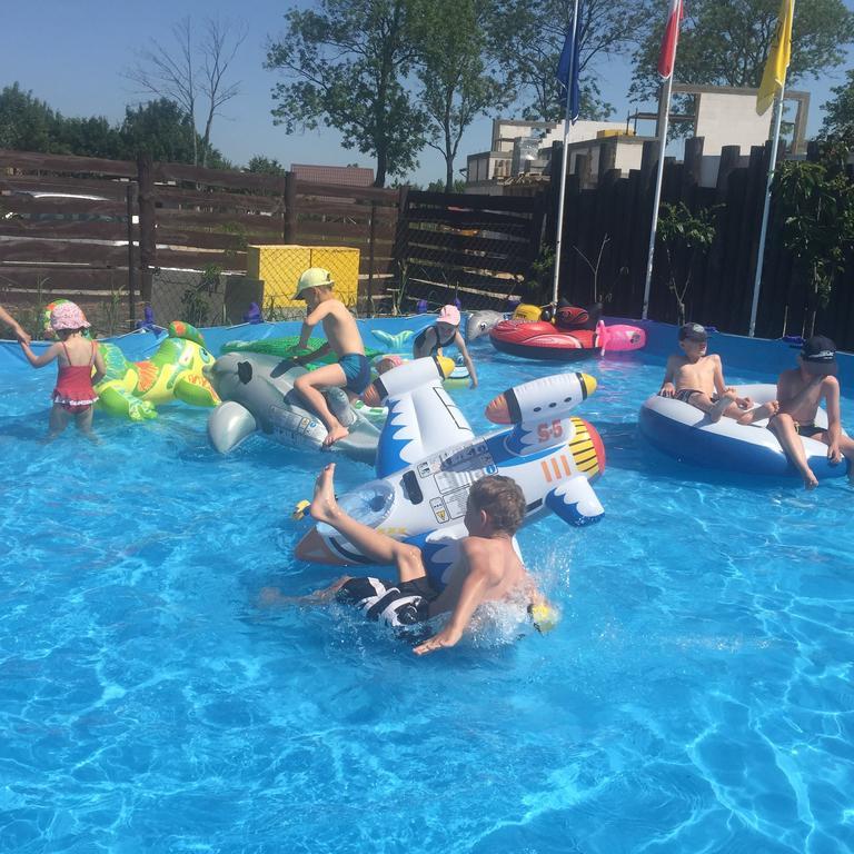 Domki I Apartamenty Caloroczne Koliber Władysławowo Εξωτερικό φωτογραφία